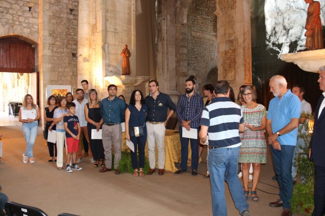 projeto escola com livros 053